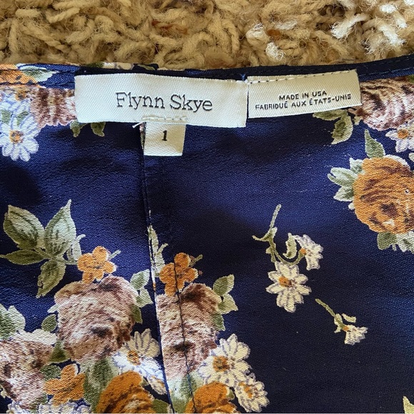 Flynn Skye two piece floral maxi skirt and top set - Picture 6 of 6